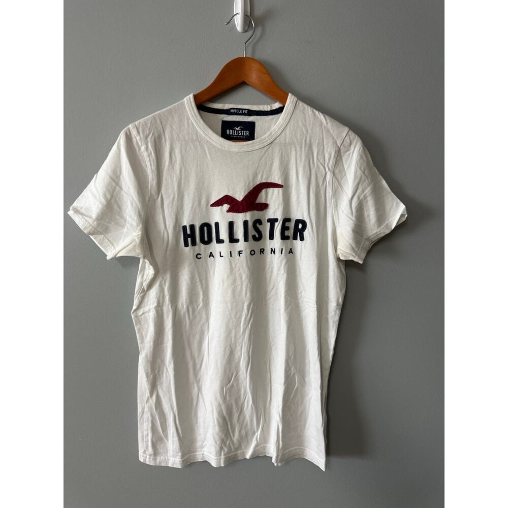 Hollister California Logo T Shirt Men Large White Muscle Fit Graphic Tee